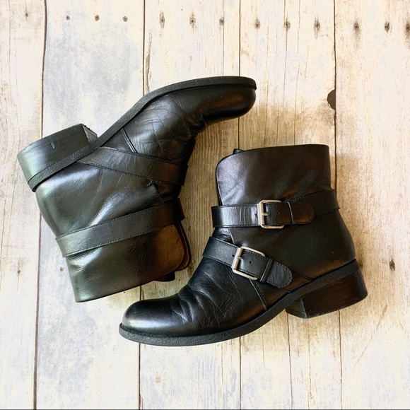 Nine West Women’s Ankle Black Boots, size 5M - Picture 4 of 8